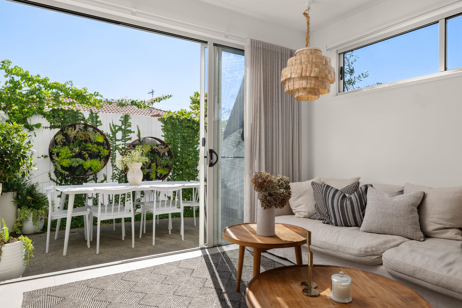 ​Lifestyle, Luxury, Location: Boutique Complex in River Precinct