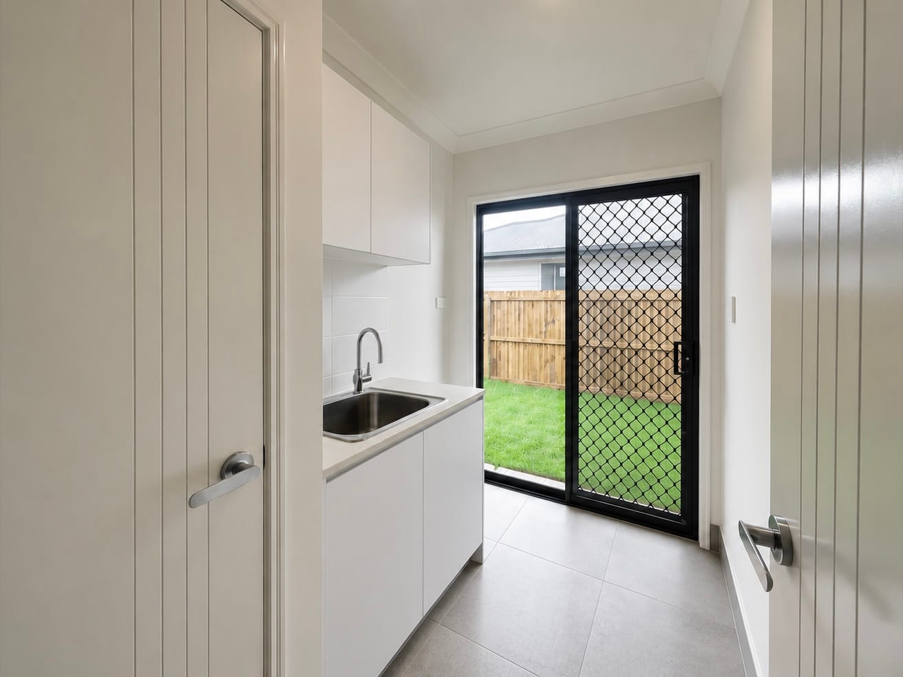 Near-New Comfort, Contemporary Style & Effortless Family Living
