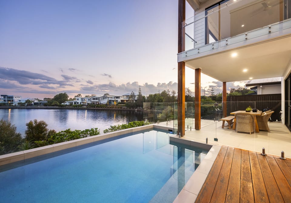 Birtinya Bliss: Luxe Waterfront Living Awaits…
