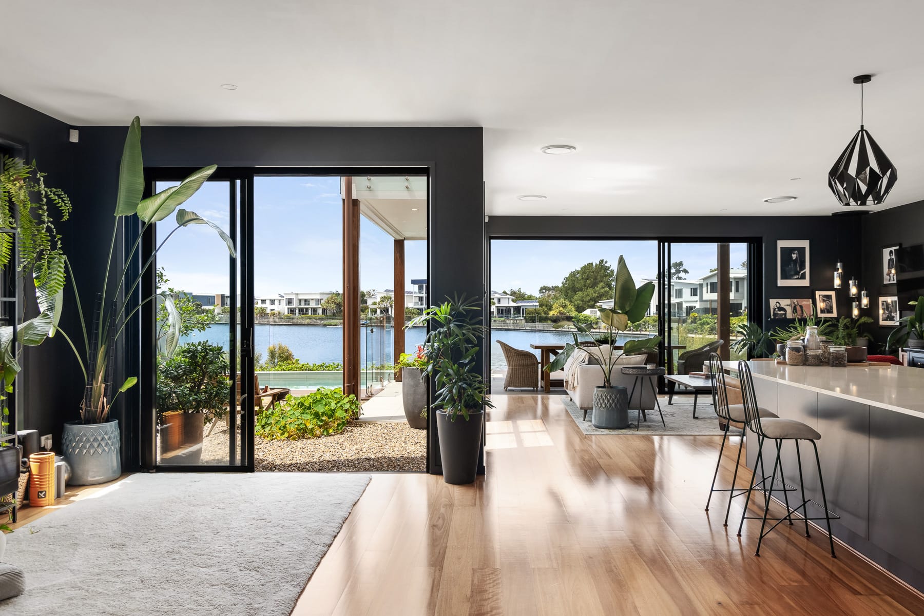 Birtinya Bliss: Luxe Waterfront Living Awaits…