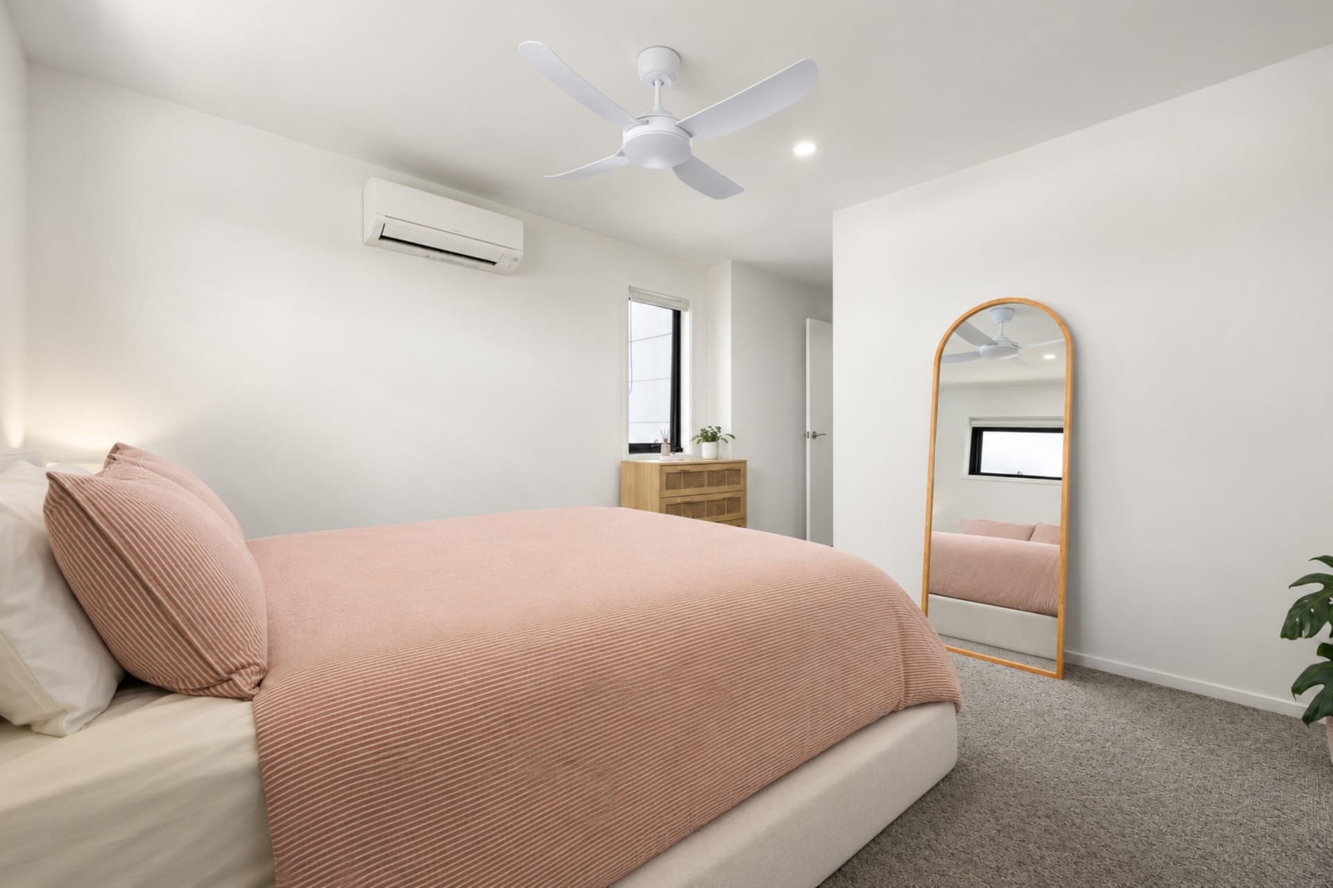 Parkside Perfection with Contemporary Comfort & Lifestyle Appeal
