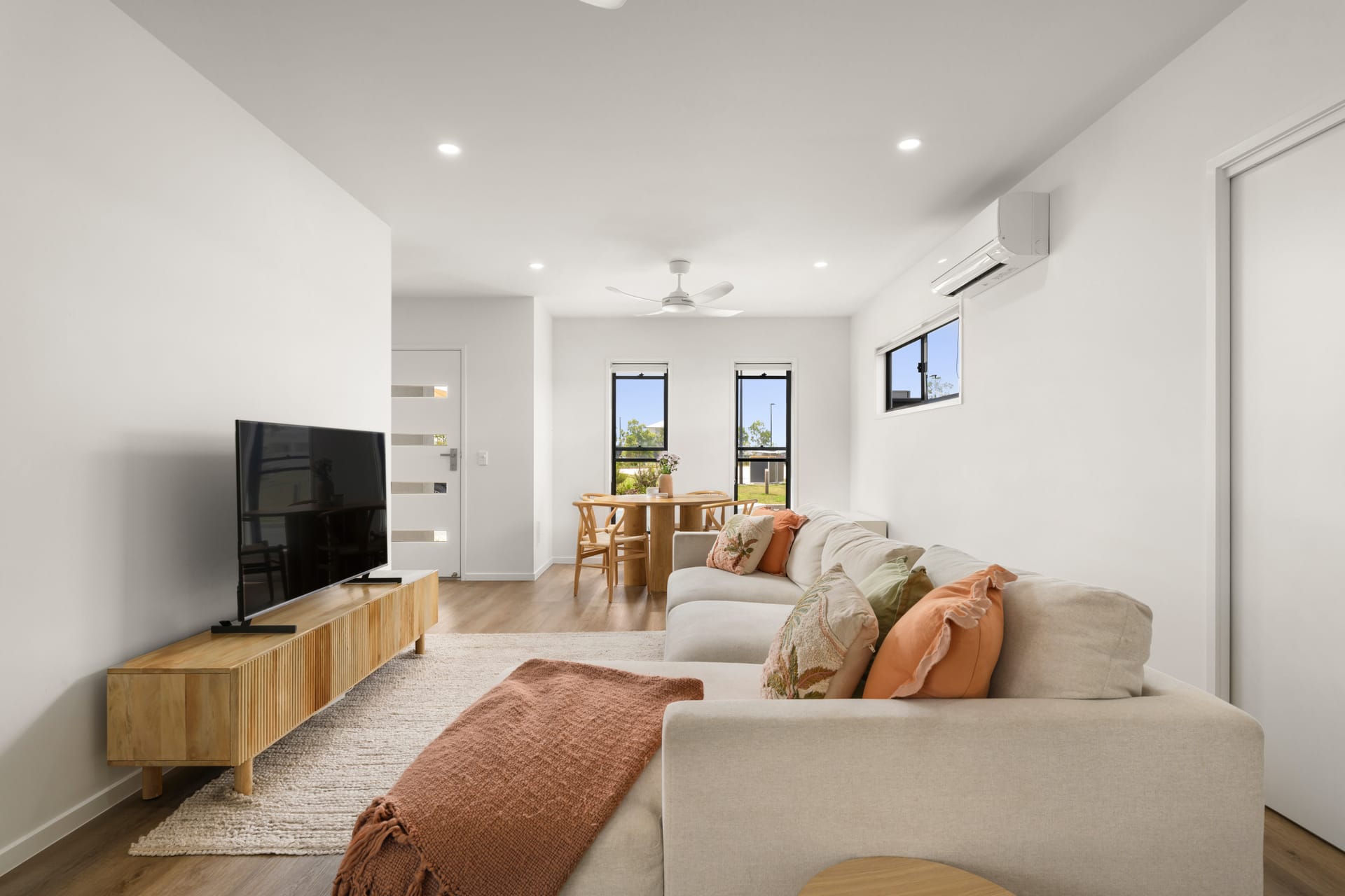 Parkside Perfection with Contemporary Comfort & Lifestyle Appeal