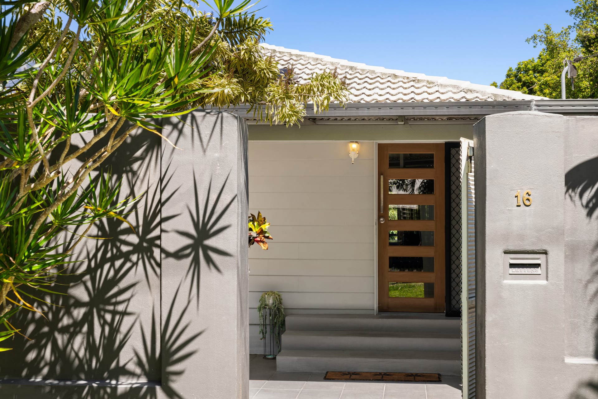 Your Own Private Tropical Retreat in the Heart of Buderim
