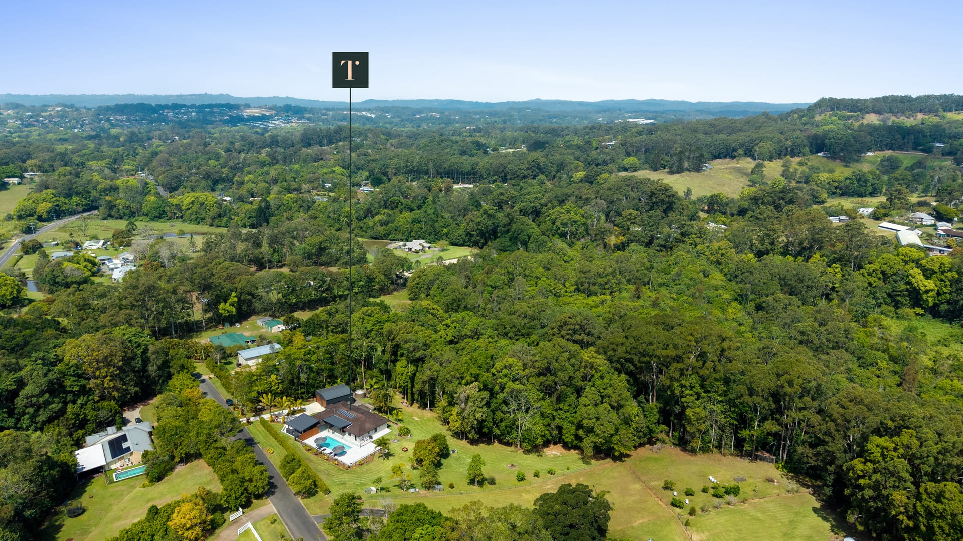 Private West Woombye Lifestyle Retreat with Pool, Shed & Rainforest Setting