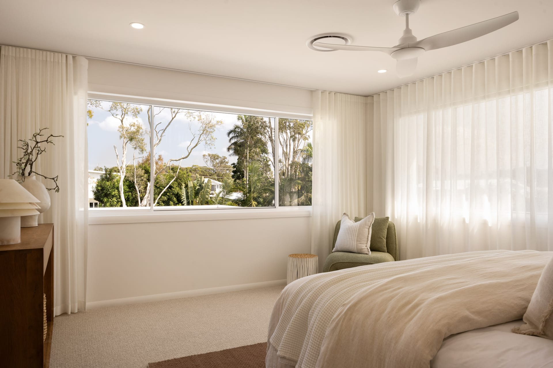Elevated Coastal Luxe: Lifestyle & Location at its Most Golden