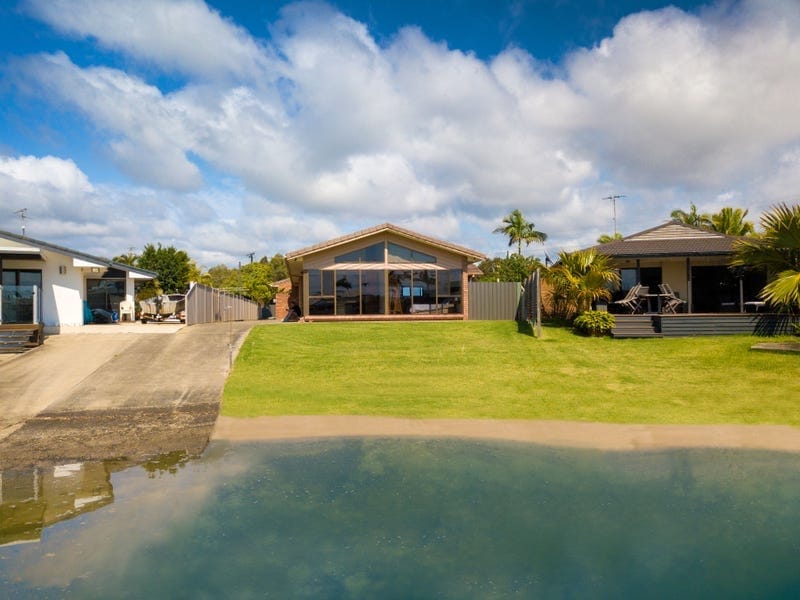 Untouched Waterfront Gem.. Imagine the Possibilities!