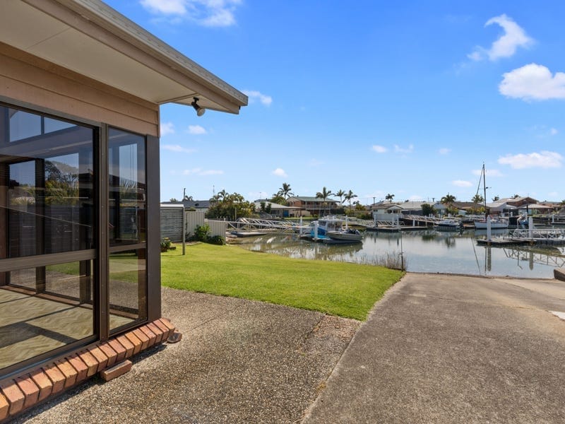 Untouched Waterfront Gem.. Imagine the Possibilities!