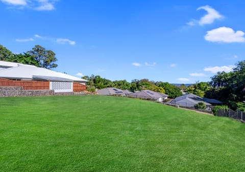 VACANT FLAT ¼ ACRE ON TOP!