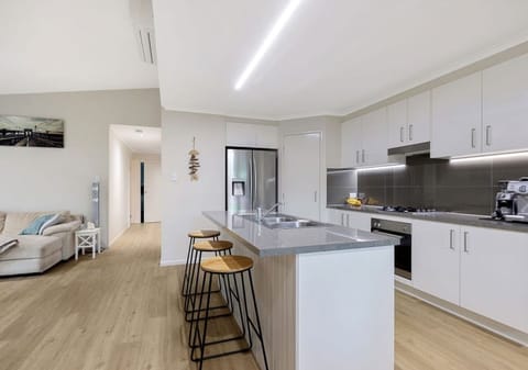 PRIVACY, CONVENIENCE, PRESENTATION!