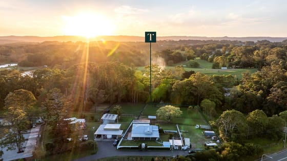 Family-Friendly Queenslander with Horse Yards & Room to Roam