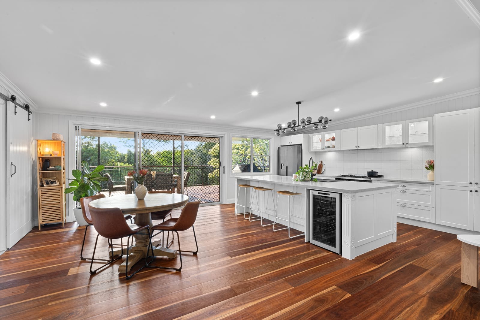 Family-Friendly Queenslander with Horse Yards & Room to Roam