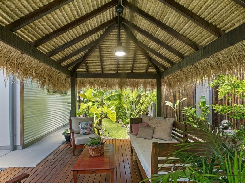 PLANTATION STYLE ON PRIVATE 1/2 ACRE - BUDERIM/MONS