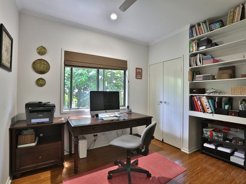 PLANTATION STYLE ON PRIVATE 1/2 ACRE - BUDERIM/MONS
