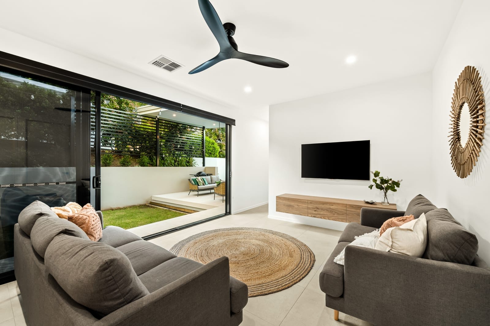 Elevation, Privacy, Lifestyle!