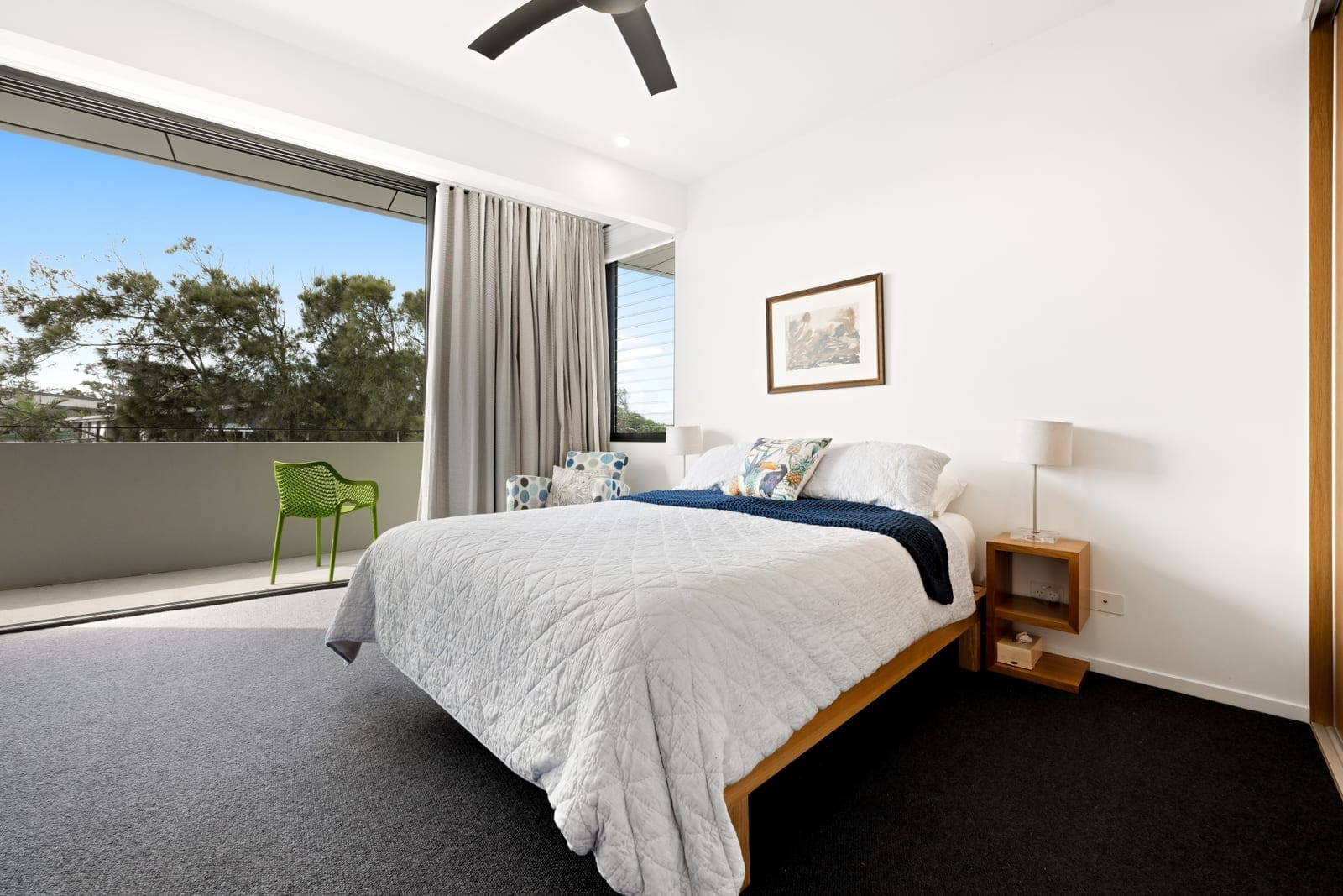 Beachfront Masterpiece: Unrivalled Lifestyle on Offer!