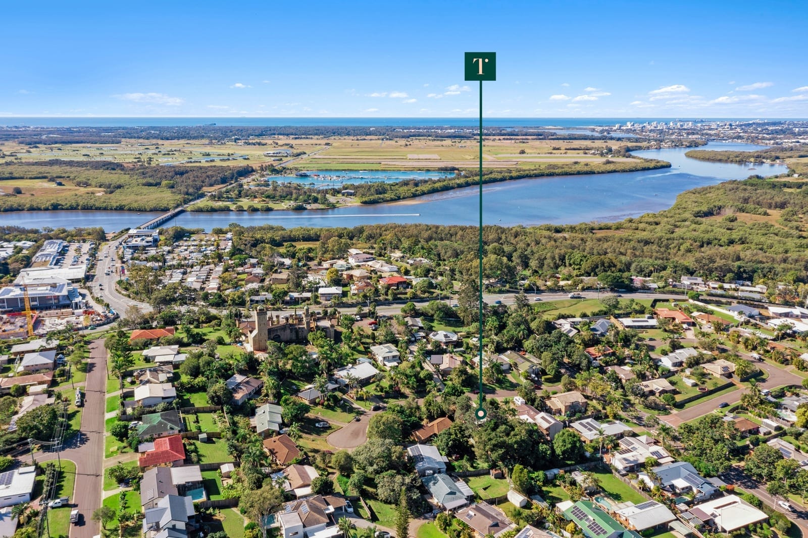 Recently Renovated House on a Large 1100m2 Block!