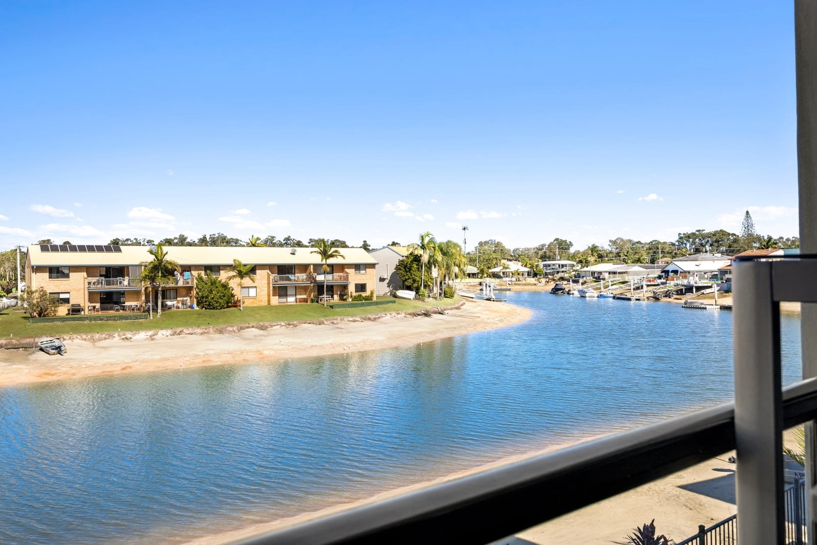 Entry Level GOLD: Mooloolaba + Waterfront!