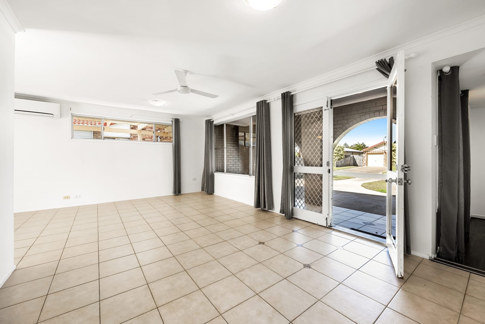 Ready-Made Investment or Family Home in Prime Beachside Location