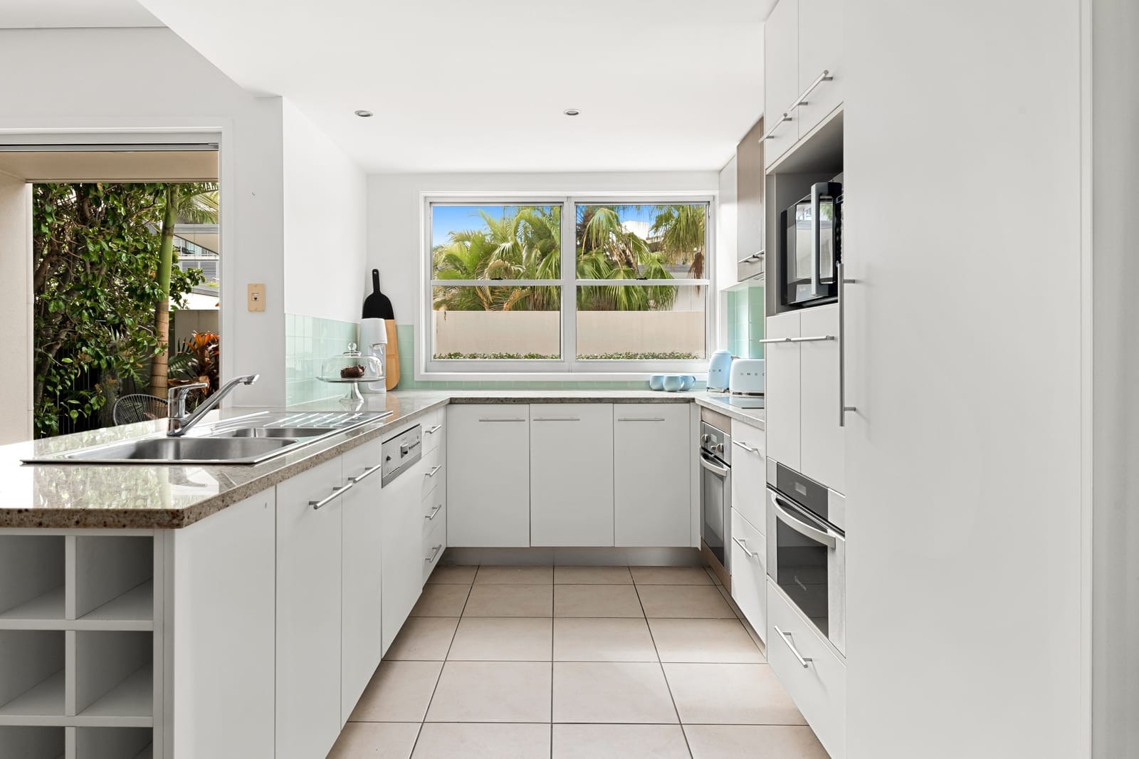 Exciting lifestyle opportunity in the St Kitts complex