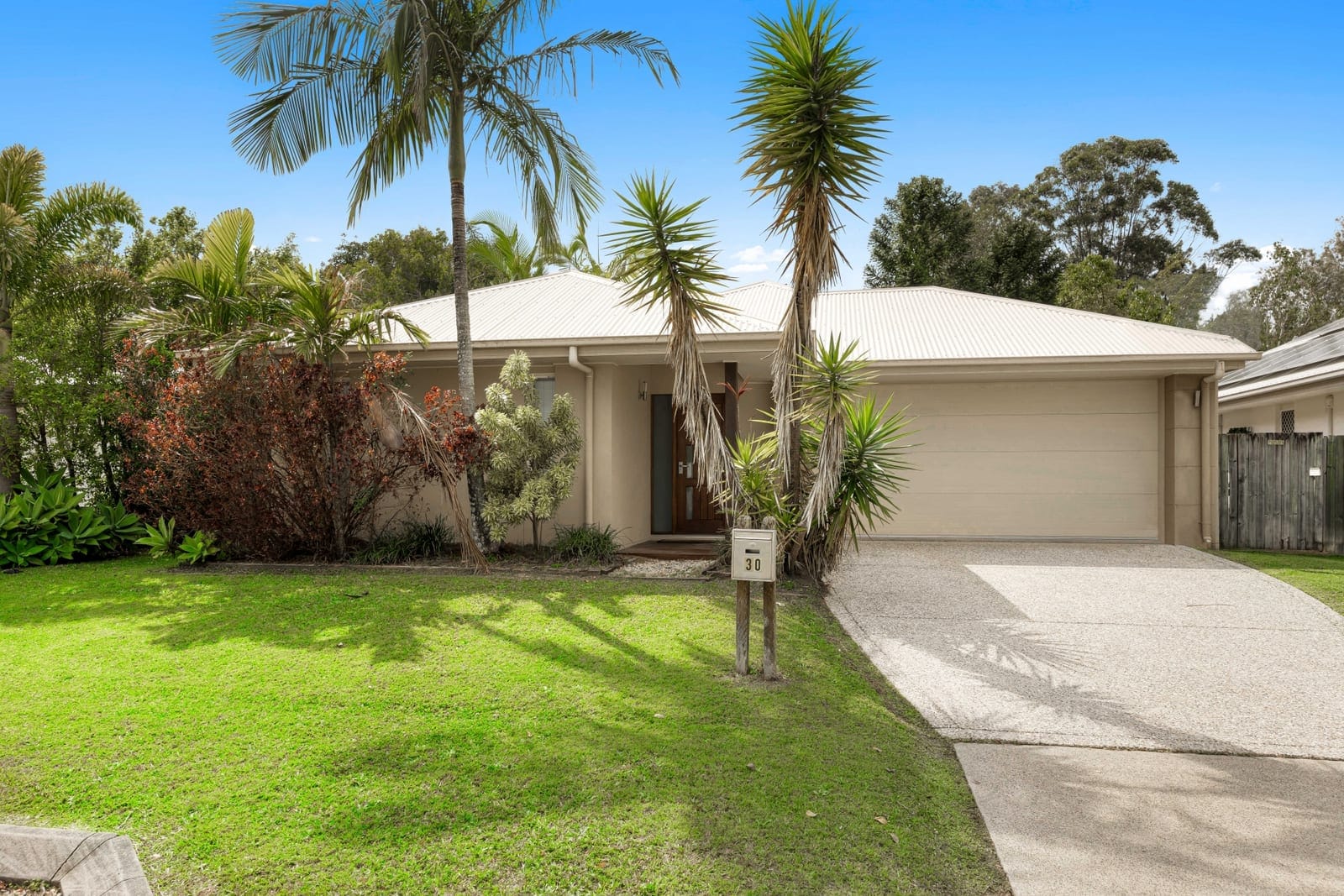 Effortless, Family-Friendly Living!