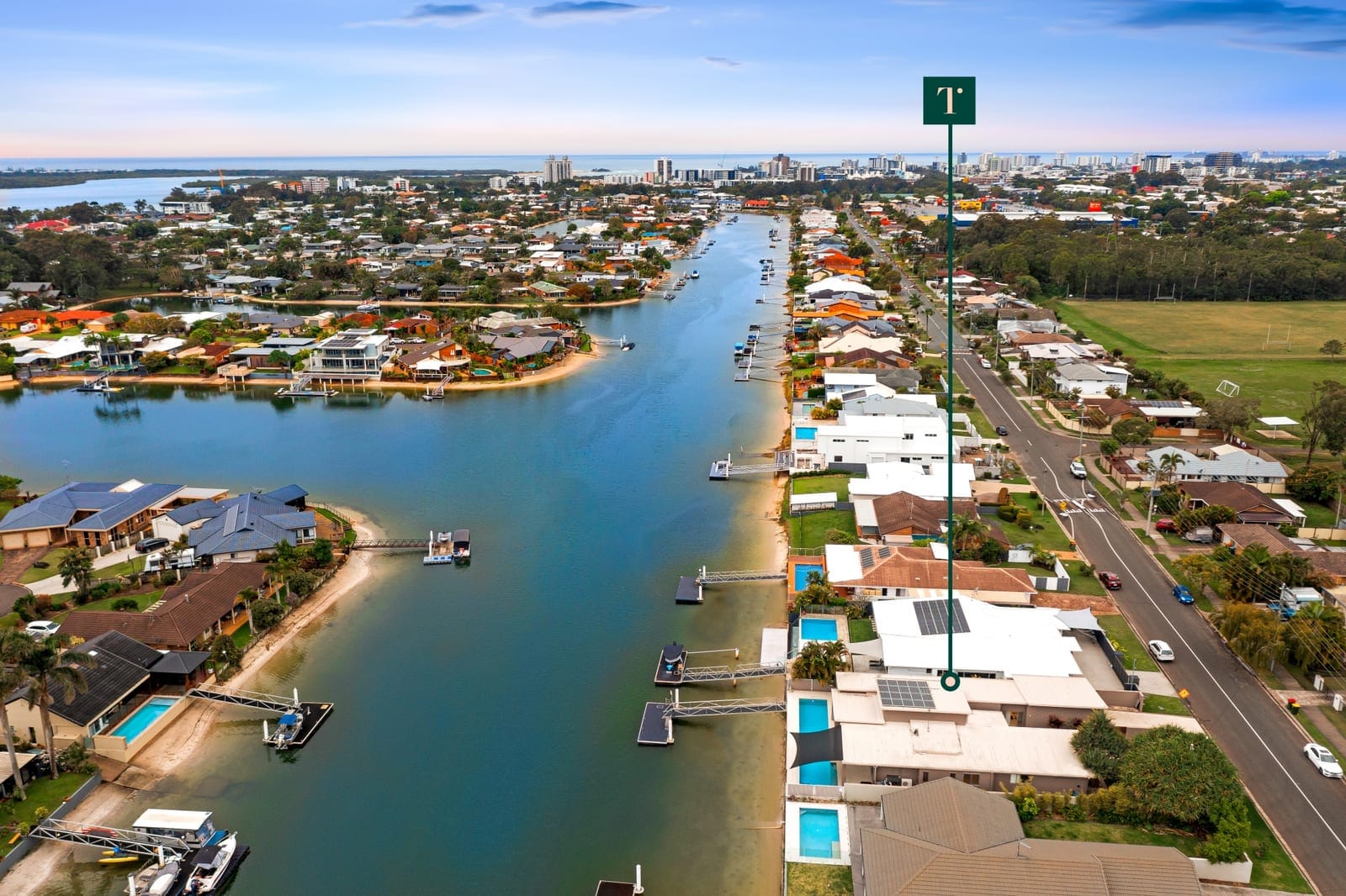 North-Facing Waterfront!