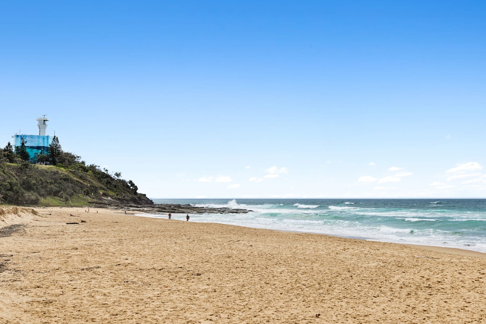 Top Floor, Blue-Chip Buddina Beachfront!