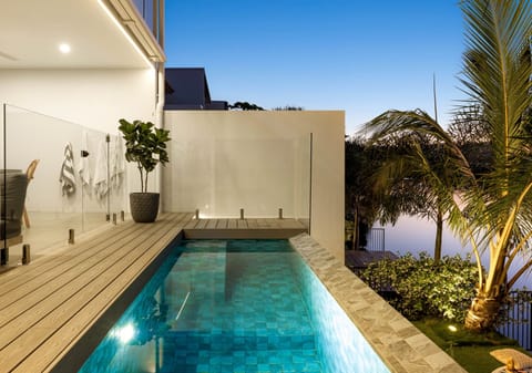Executive Waterfront Living!
