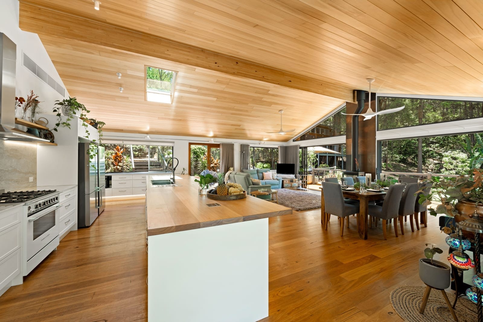 Stunning Acreage Sanctuary