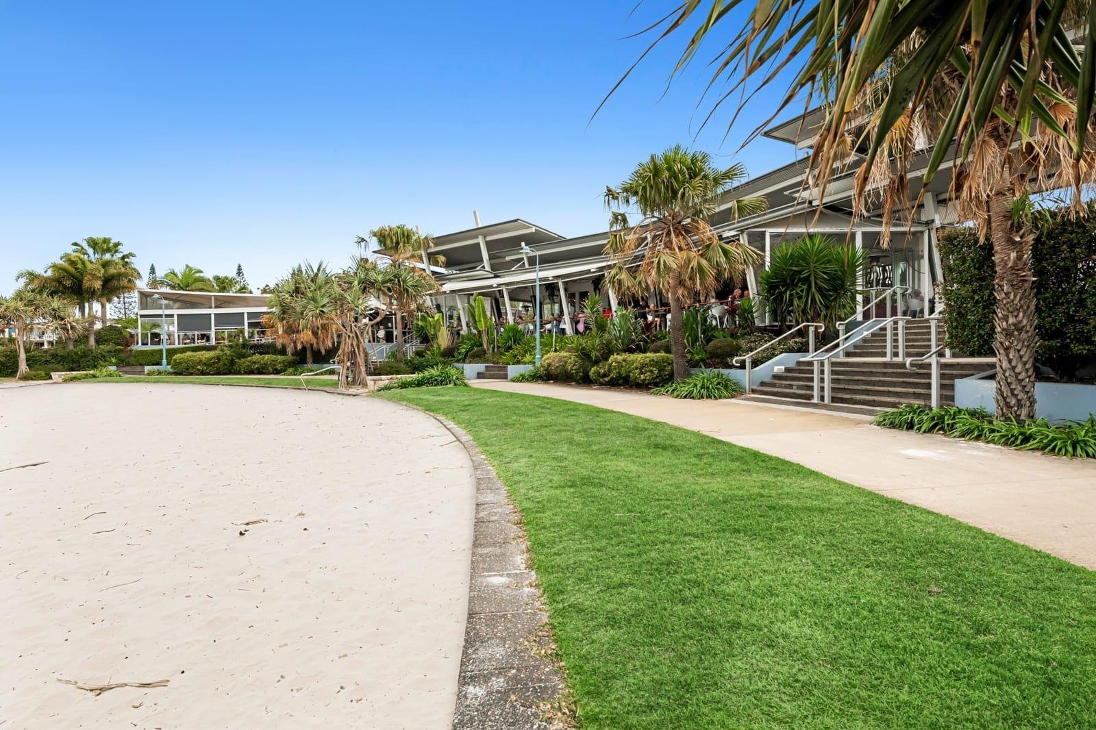 Holiday @ Home: Island Splendour!