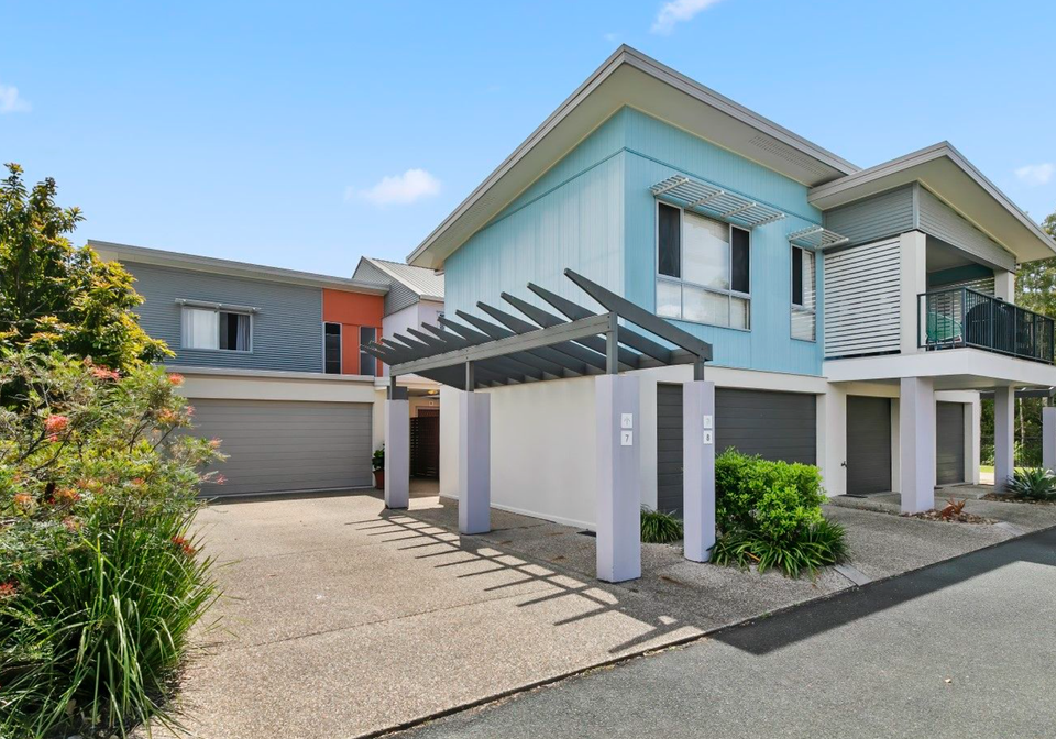Spacious & Immaculately presented.