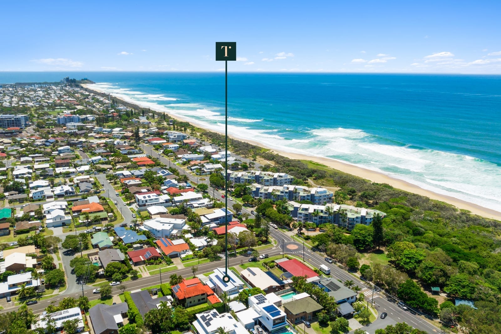 Beachside Perfection: Family-Friendly & Stylish!