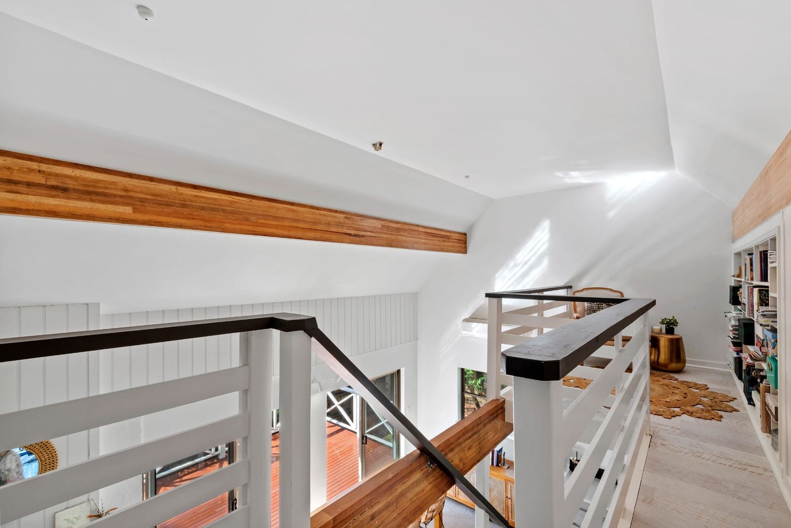 Charm, Character, Privacy!