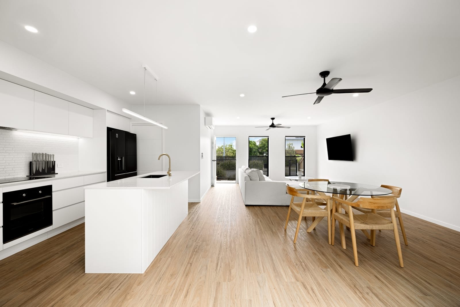 Effortless Living, Contemporary Elegance