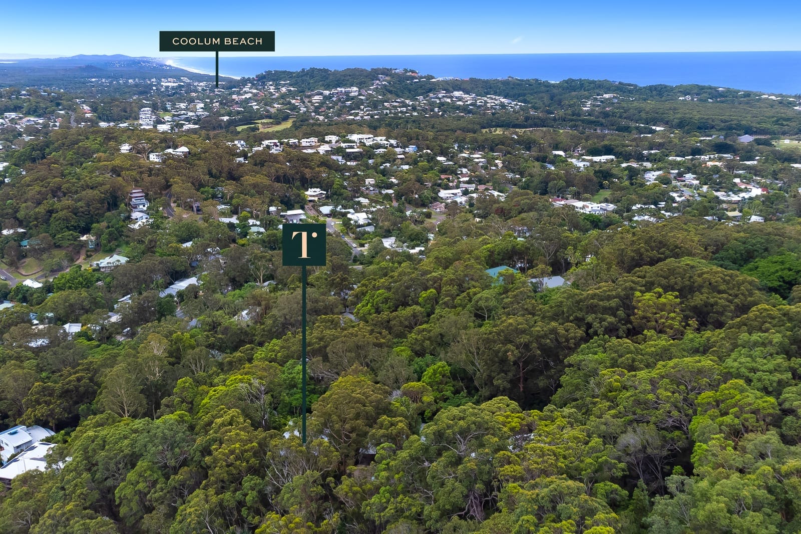 Exquisite Split Level Home, Neighbouring Mt Coolum National Park