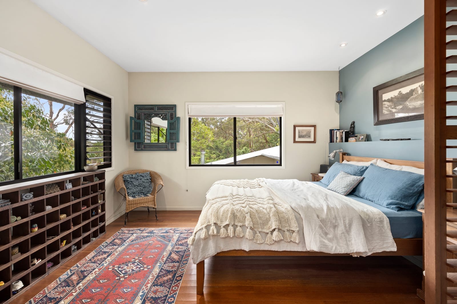 Exquisite Split Level Home, Neighbouring Mt Coolum National Park