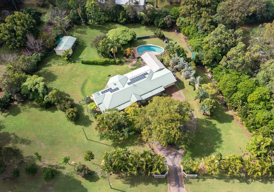 Charming countryside retreat, just 10 minutes to Coolum Beach