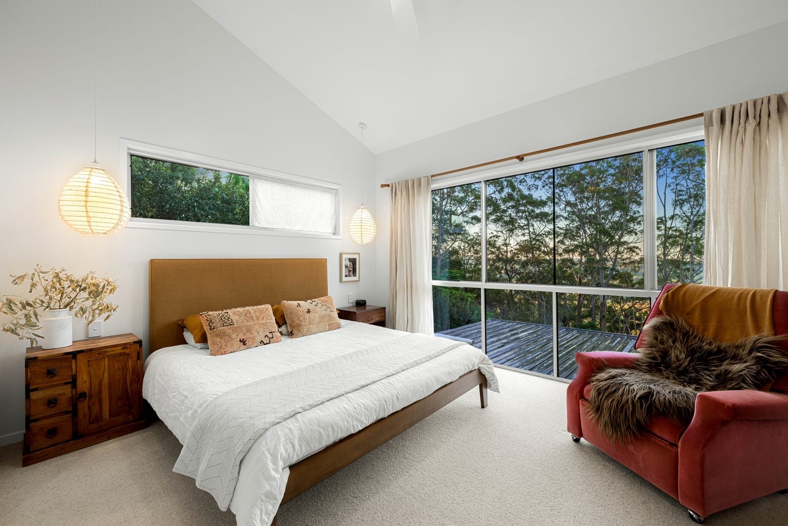 Secluded Serenity Meets Sustainable Living!