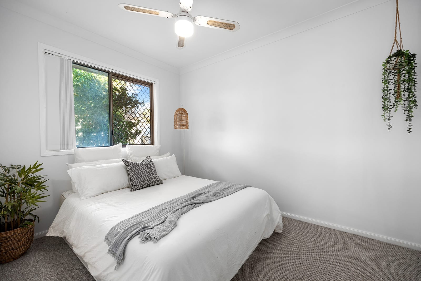 Low Maintenance Living 500m from the Beach