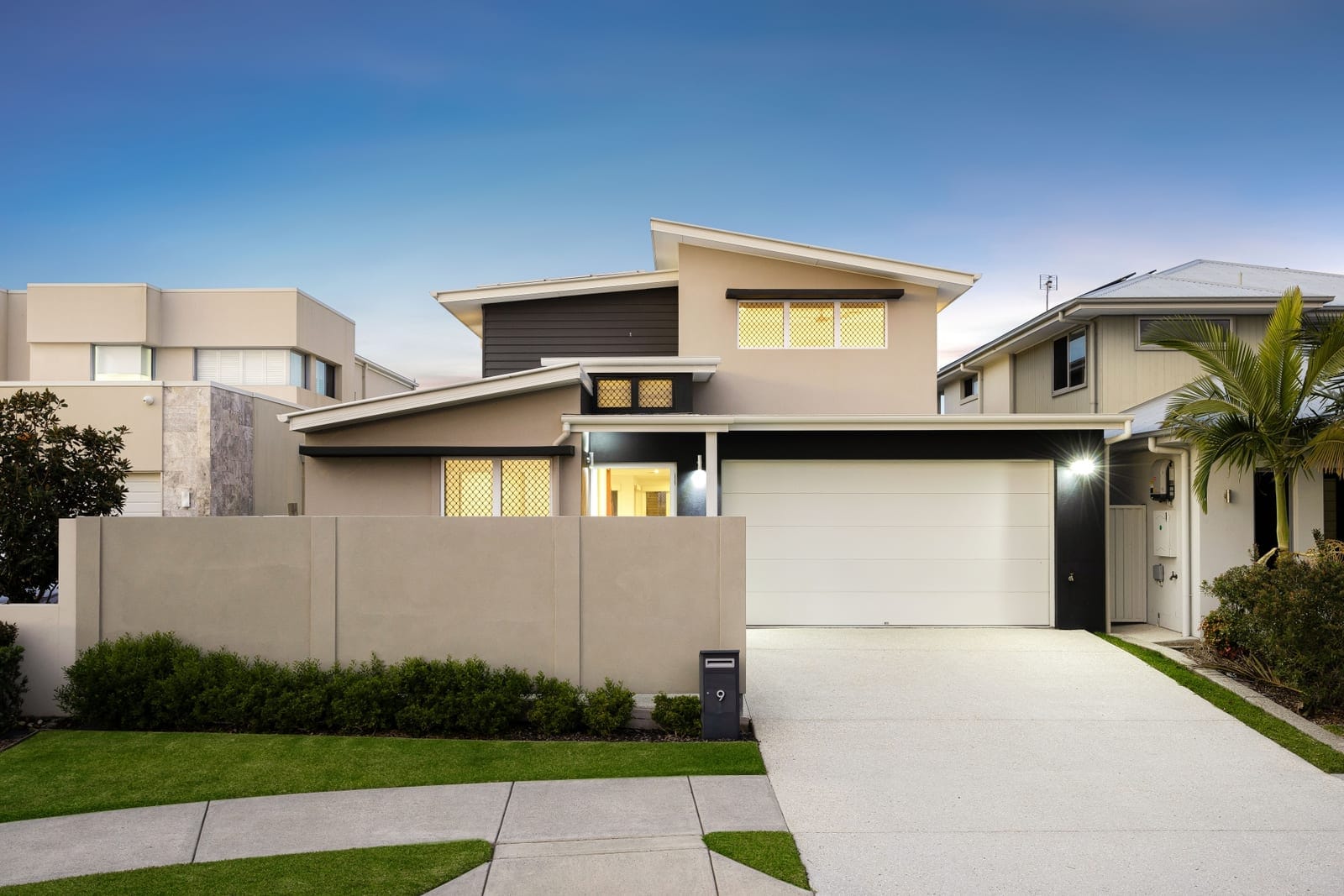 Elegant Waterfront Living with the LOT!