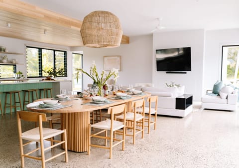 Stunning Family Home with Impressive Features: Acreage Living at its Finest