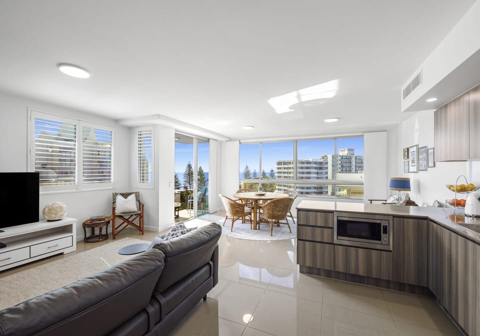 Ocean Views, North East Facing – Mooloolaba Lifestyle