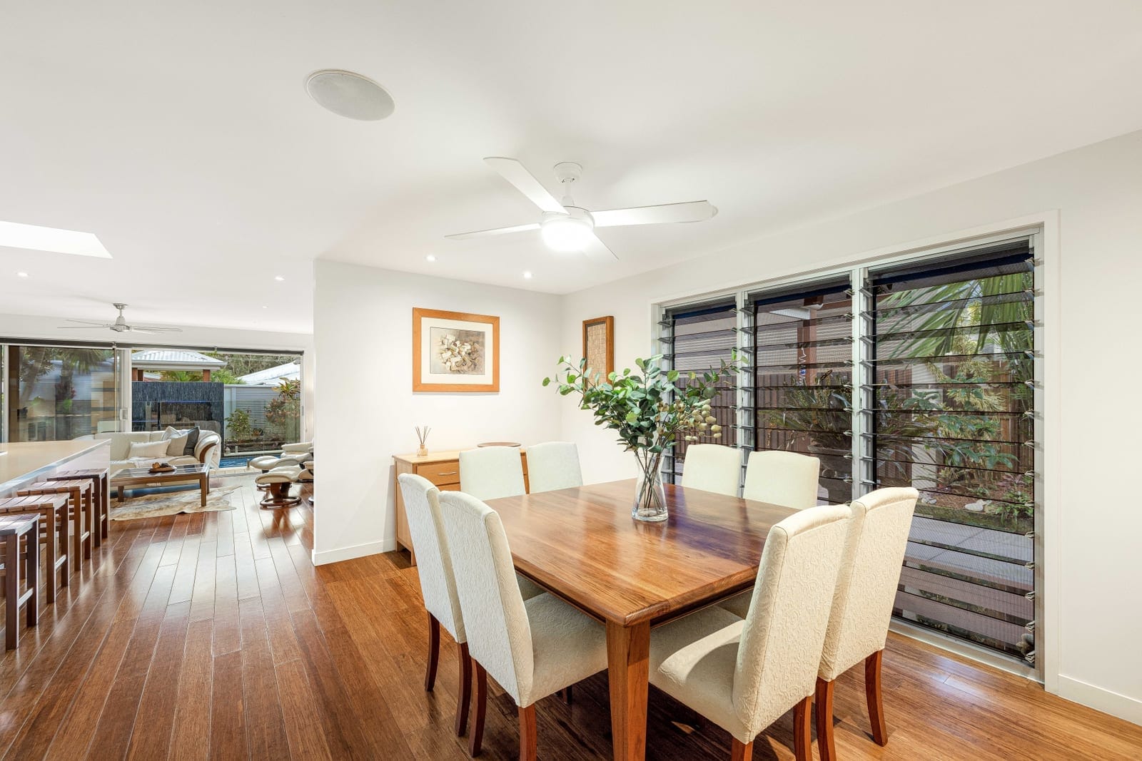 Elegant Sanctuary in Central Coolum Beach