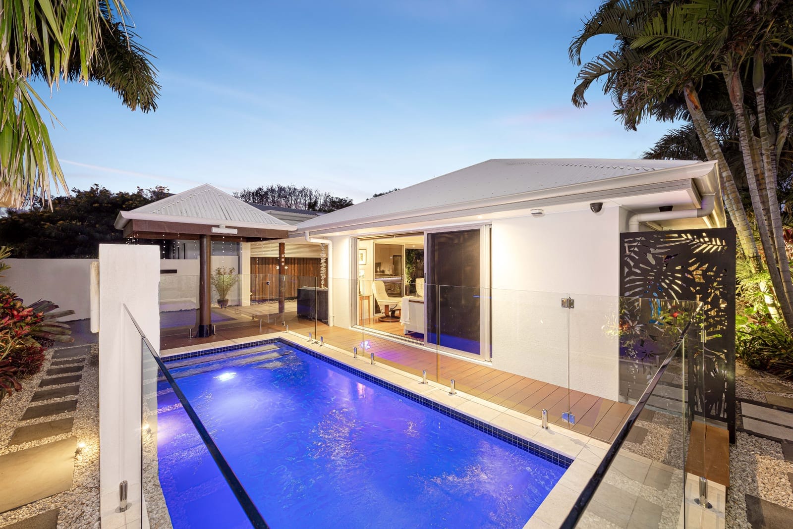 Elegant Sanctuary in Central Coolum Beach