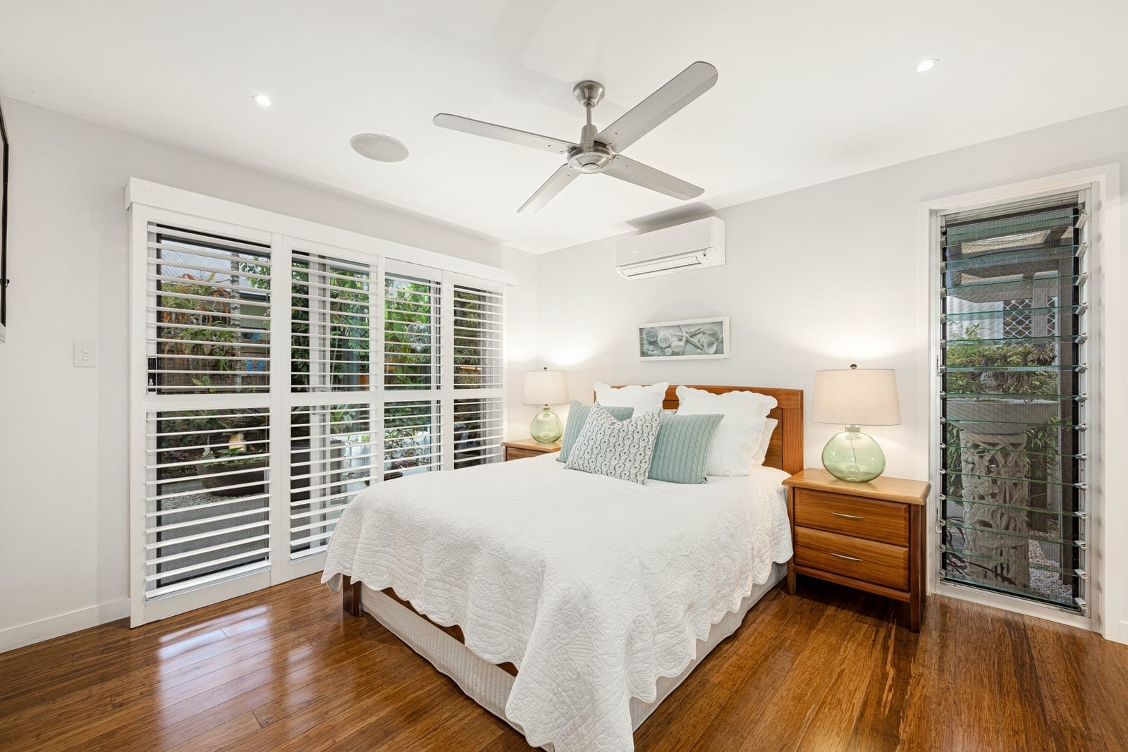 Elegant Sanctuary in Central Coolum Beach