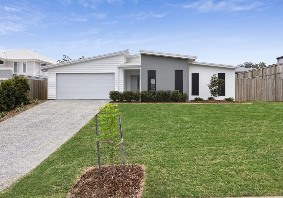 Stylish ‘As New’ Designer Home