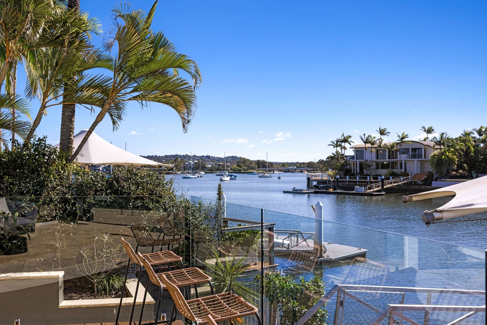 North Facing Blue-Chip Riverfront