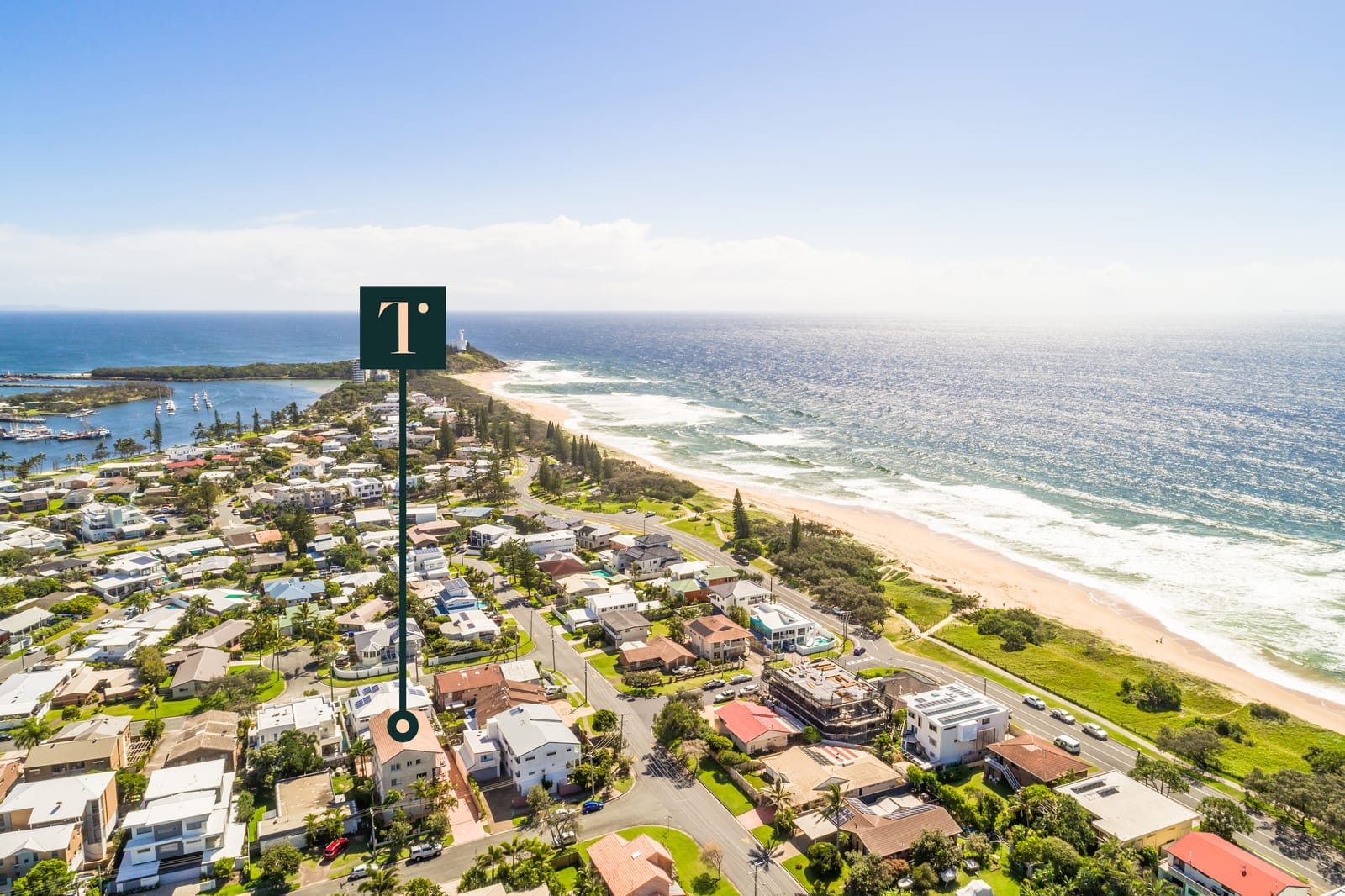 Bright, Light, Renovated – 100m to Beach
