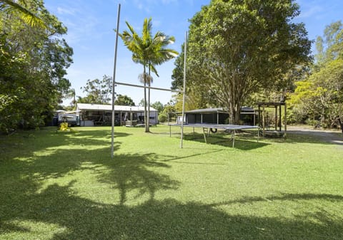 Peaceful Beerwah Retreat on a Spacious One-Acre Lot