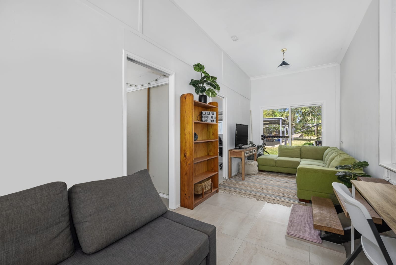 Peaceful Beerwah Retreat on a Spacious One-Acre Lot