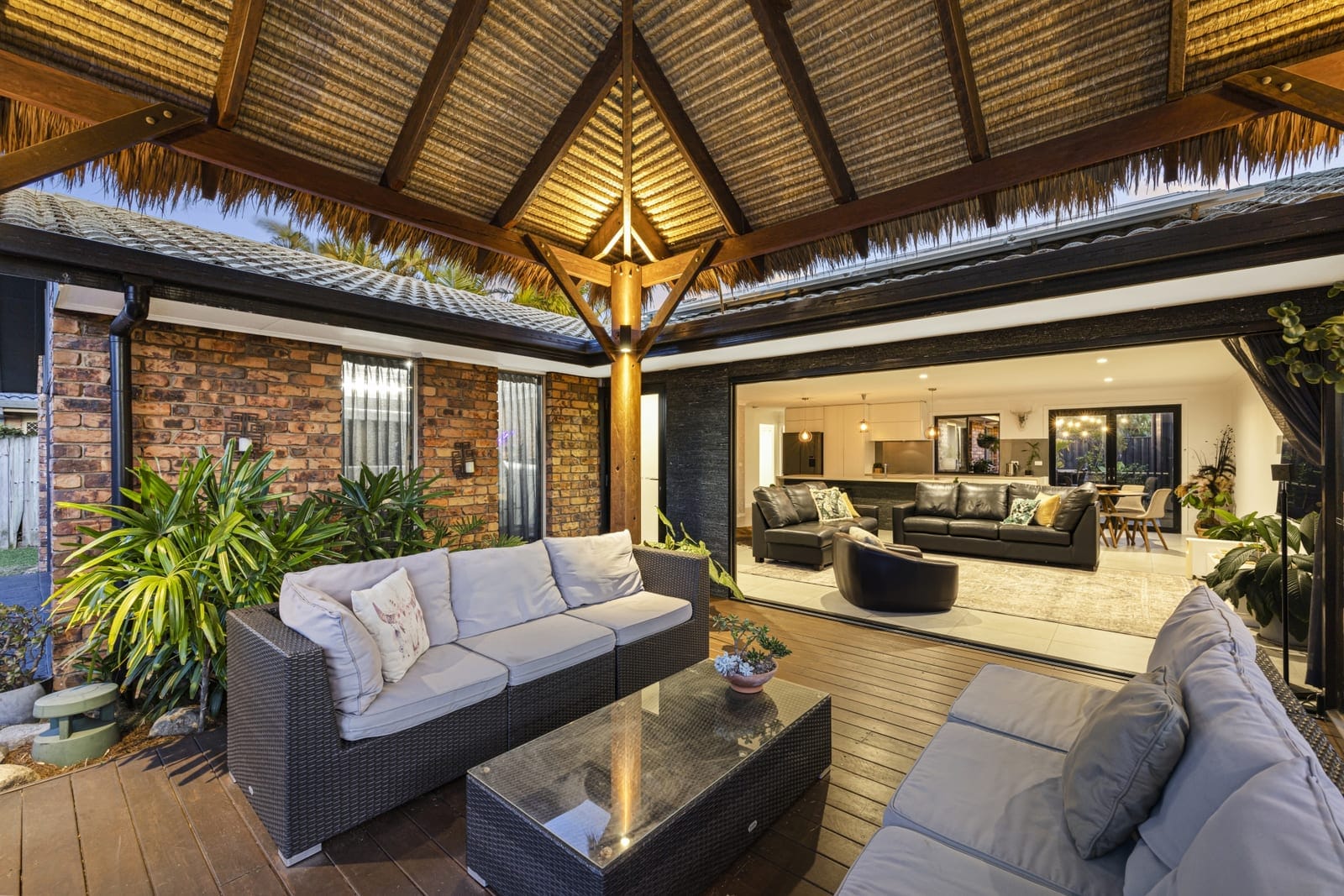 Beachside Entertainer, Family & Lifestyle Perfection!
